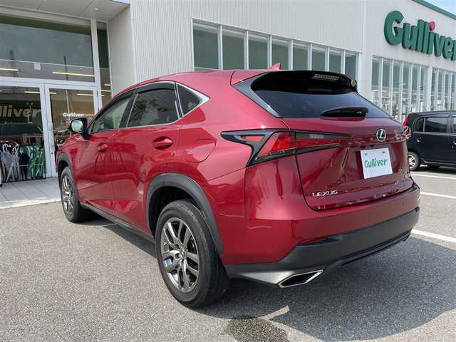 レクサス ＮＸ 300 石川県 2020(令2)年 4.9万km レッドマイカクリスタルシャイン 純正メモリーナビ/フルセグTV/パノラマモニター/LEDヘッドライト/ビルトインETC2.0/パワーバックドア/レクサスセーフティ/レーダークルーズ/スマートキー/プッシュスタート/電動ミラー/オートライト/パワーシート/保証書