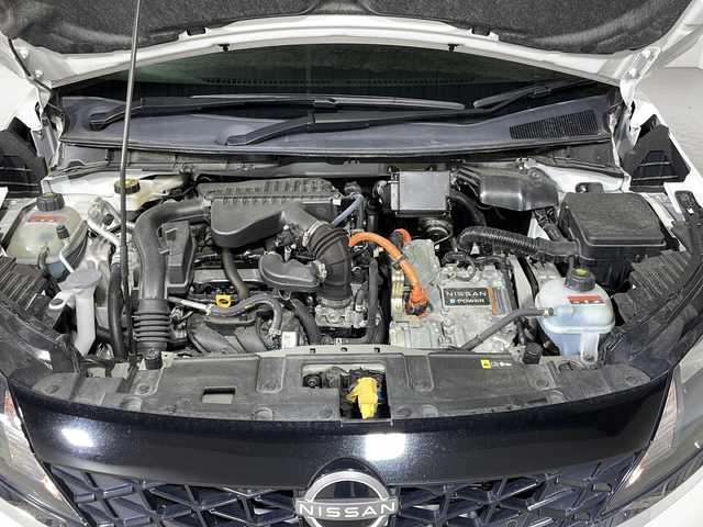 日産 ノート X 福岡県 2022(令4)年 4.8万km ピュアホワイトパール 純正9インチメーカーナビ/Bluetooth/フルセグTV/プロパイロット/アラウンドビューモニター/衝突被害軽減ブレーキ/車線逸脱警報/ペダル踏み間違い時加速抑制装置/レーダークルーズコントロール/デジタルインナーミラー/ETC/オートライト/オートマチックハイビーム/電動格納ミラー