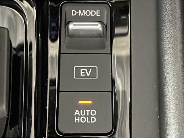 日産 ノート X 福岡県 2022(令4)年 4.8万km ピュアホワイトパール 純正9インチメーカーナビ/Bluetooth/フルセグTV/プロパイロット/アラウンドビューモニター/衝突被害軽減ブレーキ/車線逸脱警報/ペダル踏み間違い時加速抑制装置/レーダークルーズコントロール/デジタルインナーミラー/ETC/オートライト/オートマチックハイビーム/電動格納ミラー