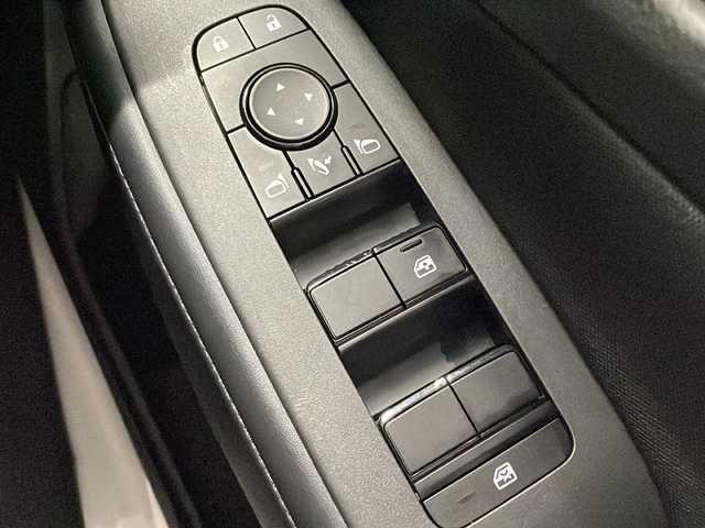 日産 ノート X 福岡県 2022(令4)年 4.8万km ピュアホワイトパール 純正9インチメーカーナビ/Bluetooth/フルセグTV/プロパイロット/アラウンドビューモニター/衝突被害軽減ブレーキ/車線逸脱警報/ペダル踏み間違い時加速抑制装置/レーダークルーズコントロール/デジタルインナーミラー/ETC/オートライト/オートマチックハイビーム/電動格納ミラー