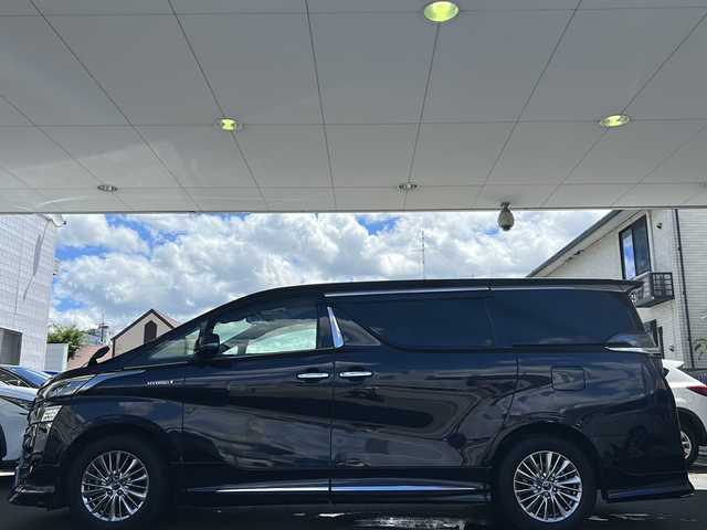 トヨタ ヴェルファイア ハイブリット ZR Gエディション 京都府 2019(平31)年 7.7万km スパークリングブラックパールクリスタルシャイン アルパイン１１インチメモリーナビ/Ｂｌｕｅｔｏｏｔｈ/HDMI/USB/AUX/フルセグＴＶ/バックカメラ/本革シート/モデリスタフルエアロ/（フロント、サイド、リア）/シグネチャーイルミブレード/両側電動スライドドア/社外１２．８インチフリップダウンモニター/ビルトインETC/コーナーセンサー/LEDヘッドライト/アルパインデジタルミラー/（DMR-MO1R）/サイドカーテン
