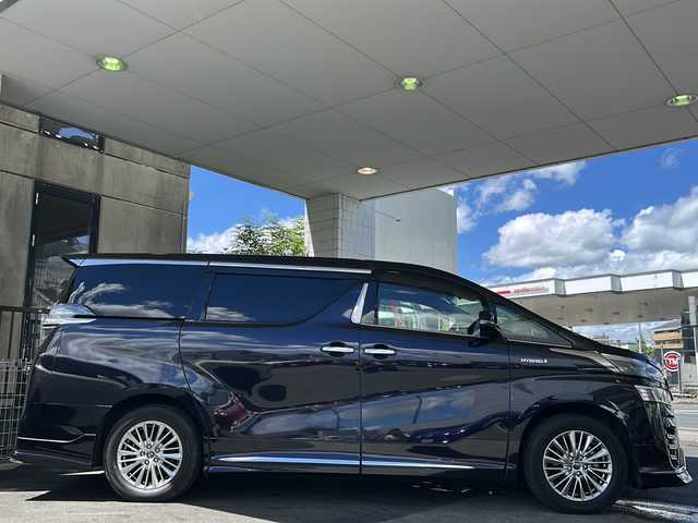 トヨタ ヴェルファイア ハイブリット ZR Gエディション 京都府 2019(平31)年 7.7万km スパークリングブラックパールクリスタルシャイン アルパイン１１インチメモリーナビ/Ｂｌｕｅｔｏｏｔｈ/HDMI/USB/AUX/フルセグＴＶ/バックカメラ/本革シート/モデリスタフルエアロ/（フロント、サイド、リア）/シグネチャーイルミブレード/両側電動スライドドア/社外１２．８インチフリップダウンモニター/ビルトインETC/コーナーセンサー/LEDヘッドライト/アルパインデジタルミラー/（DMR-MO1R）/サイドカーテン