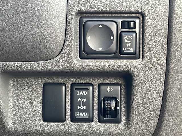 日産 マーチ ボレロ 青森県 2011(平23)年 4.8万km ナイトベールパープル 4WD/純正SDナビ・ワンセグTV/CD・Bluetooth/オートエアコン/前方ドライブレコーダー/プッシュスタート/インテリキー/純正フロアマット/オーテック14インチアルミ/スペアキー