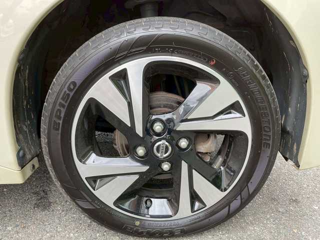 日産 ルークス HWS Gターボ プロパイロットED 岩手県 2020(令2)年 5.2万km フローズンバニラパール 両側パワースライドドア/プロパイロット/全周囲カメラ/バックカメラ/前席シートヒーター/純正アルミホイール/プッシュスタート/オートエアコン/オートライト