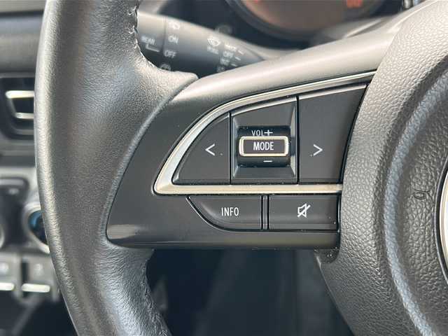 スズキ ジムニー シエラ JC 三重県 2020(令2)年 3.8万km ミディアムグレー 純正9型ナビ/全席シートヒーター/前方ドライブレコーダー/クルーズコントロール/レーンキープアシスト/ダウンヒルアシストコントロール/ステアリングリモコン/ヒーテッドドアミラー/電動格納ミラー/禁煙車