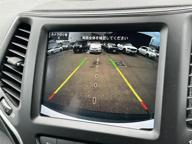 クライスラー・ジープ ジープ チェロキー ロンジチュード 道東・釧路十勝 2020(令2)年 2.7万km ブライトホワイト ４WD/純正ナビ/バックカメラ/純正ETC2.0/前後ドライブレコーダー/車線逸脱警報プラス/前面衝突警報/側面距離警報/フロント・リアパークアシスト/縦列・並列パークアシスト・アンパークアシスト/アダクティブクルーズコントロール/ヒルスタートアシスト/レザーシート/フロントシートヒーター/LEDライト/オートライト/純正１７インチAW/純正ゴムマット