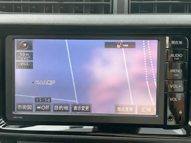 トヨタ アクア S 静岡県 2016(平28)年 6.1万km ライムホワイトパールクリスタルシャイン エンジンスタートボタン/パワーステアリング/パワーウィンドウ/アイドリングストップ/スマートキー/オートエアコン/ETC/バックカメラ/純正ナビ（CD/BTワンセグ）/純正フロアマット/ABS/横滑り防止装置/レーンキープアシスト/オートライト/Wエアバック/衝突軽減システム