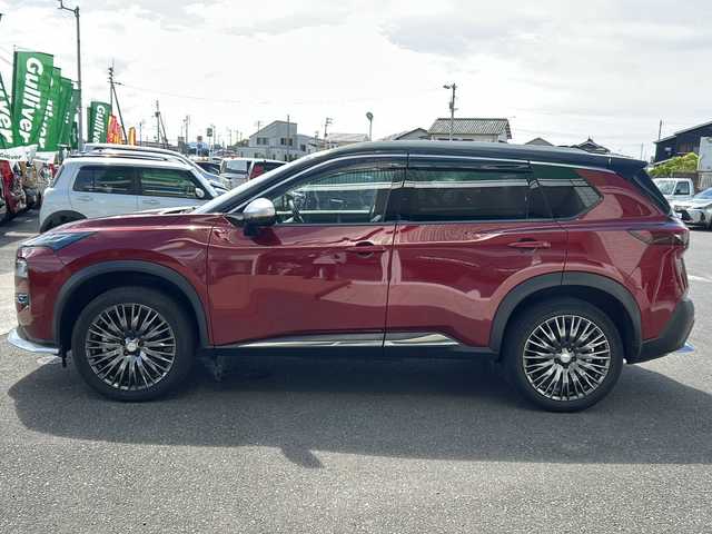 日産 エクストレイル オーテック e－4ORCE 香川県 2022(令4)年 3.3万km 赤／黒 純正12.3インチコネクトナビ/フルセグTV/アラウンドビューモニター/電動リアゲート/D/Nパワーシート/全席シートヒーター/前後コーナーセンサー/デジタルルームミラー/BSM/ステアリングヒーター/ETC