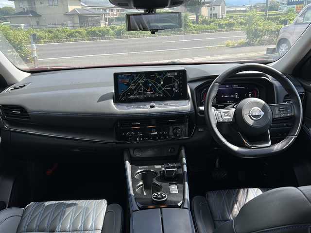 日産 エクストレイル オーテック e－4ORCE 香川県 2022(令4)年 3.3万km 赤／黒 純正12.3インチコネクトナビ/フルセグTV/アラウンドビューモニター/電動リアゲート/D/Nパワーシート/全席シートヒーター/前後コーナーセンサー/デジタルルームミラー/BSM/ステアリングヒーター/ETC