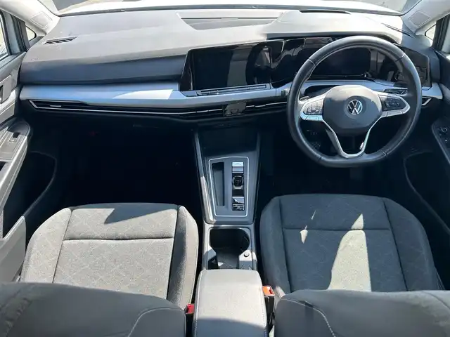フォルクスワーゲン ＶＷ ゴルフ ヴァリアント 石川県 2022(令4)年 2万km 白 純正メモリナビ/（BT／AM／FM／DVD）/バックカメラ/パワーバックドア/ステアリングスイッチ/パドルシフト/クルーズコントロール/レーンキープアシスト/LEDヘッドライト/オートライト/保証書/取り扱い説明書/スマートキー