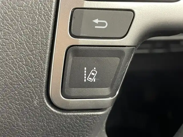 トヨタ ハイエース GL 群馬県 2023(令5)年 1.2万km ブラックマイカ パノラミックビューモニター/デジタルインナーミラー/純正フリップダウンモニター/＝＝＝＝＝/純正7インチナビ/・AM/FM/CD/DVD/SD/Bluetooth/フルセグTV/＝＝＝＝＝/デジタルインナーミラー　パノラミックビューモニター　純正フリップダウンモニター　純正７型ナビ　前後ドライブレコーダー　電動スライドドア　プッシュスタート　スマートキー　ＡＣ１００Ｖ電源　ＥＴＣ　禁煙車