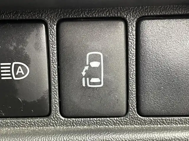 トヨタ ハイエース GL 群馬県 2023(令5)年 1.2万km ブラックマイカ パノラミックビューモニター/デジタルインナーミラー/純正フリップダウンモニター/＝＝＝＝＝/純正7インチナビ/・AM/FM/CD/DVD/SD/Bluetooth/フルセグTV/＝＝＝＝＝/デジタルインナーミラー　パノラミックビューモニター　純正フリップダウンモニター　純正７型ナビ　前後ドライブレコーダー　電動スライドドア　プッシュスタート　スマートキー　ＡＣ１００Ｖ電源　ＥＴＣ　禁煙車