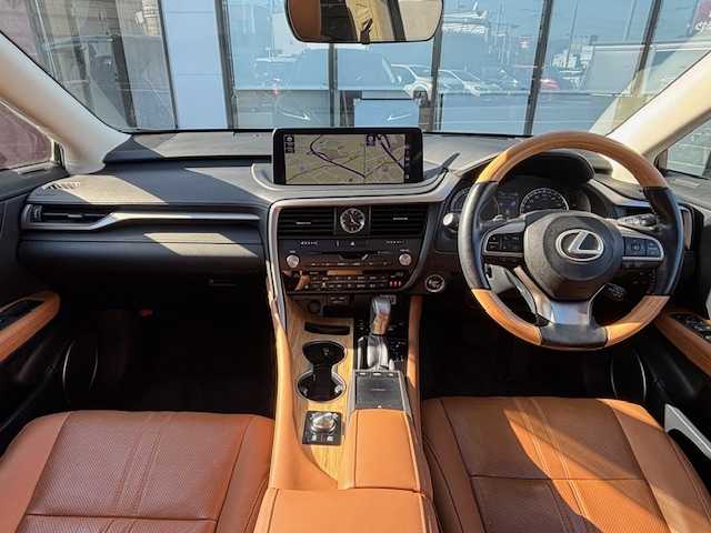 レクサス ＲＸ 450h バージョンL 宮城県 2021(令3)年 4.7万km グラファイトブラックガラスフレーク 登録時走行距離46628km/純正ナビ/TV・CD・DVD・AM・FM・Bluetooth/ETC2.0/エマージェンシーブレーキ/横滑り防止装置/コーナーセンサー（前後）/ハンドルヒーター/シートヒーター（全席）/エアシート（前席）/パワーシート（全席）/アラウンドビューモニター/純正LEDヘッドライト/クルーズコントロール（追従有）/純正フロアマット/純正アルミホイール