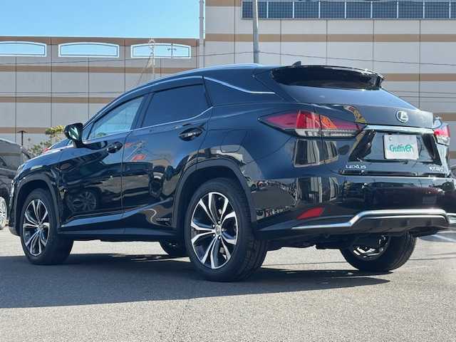 レクサス ＲＸ 450h バージョンL 宮城県 2021(令3)年 4.7万km グラファイトブラックガラスフレーク 登録時走行距離46628km/純正ナビ/TV・CD・DVD・AM・FM・Bluetooth/ETC2.0/エマージェンシーブレーキ/横滑り防止装置/コーナーセンサー（前後）/ハンドルヒーター/シートヒーター（全席）/エアシート（前席）/パワーシート（全席）/アラウンドビューモニター/純正LEDヘッドライト/クルーズコントロール（追従有）/純正フロアマット/純正アルミホイール