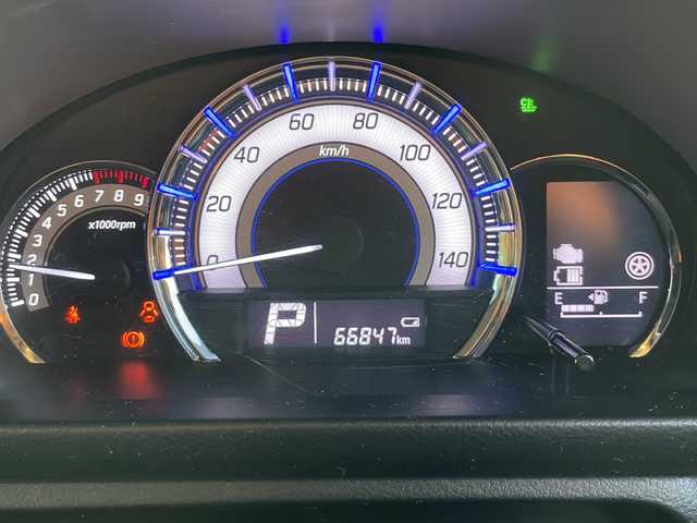 スズキ スペーシア カスタム Z 新潟県 2017(平29)年 6.7万km ピュアホワイトP 前後ドラレコ/純正ナビ/アラウンドビューモニター/CD/DVD/Bluetooth/フルセグTV/プッシュスタート/スマートキー/14インチ純正アルミホイール/デュアルカメラブレーキサポート/ユーティリティパッケージ/両側パワースライドドア/電動格納ミラー