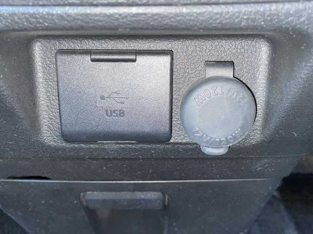 スズキ スペーシア カスタム Z 新潟県 2017(平29)年 6.7万km ピュアホワイトP 前後ドラレコ/純正ナビ/アラウンドビューモニター/CD/DVD/Bluetooth/フルセグTV/プッシュスタート/スマートキー/14インチ純正アルミホイール/デュアルカメラブレーキサポート/ユーティリティパッケージ/両側パワースライドドア/電動格納ミラー