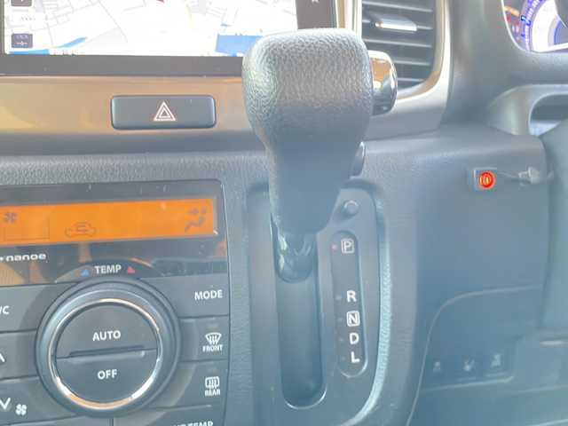 スズキ スペーシア カスタム Z 新潟県 2017(平29)年 6.7万km ピュアホワイトP 前後ドラレコ/純正ナビ/アラウンドビューモニター/CD/DVD/Bluetooth/フルセグTV/プッシュスタート/スマートキー/14インチ純正アルミホイール/デュアルカメラブレーキサポート/ユーティリティパッケージ/両側パワースライドドア/電動格納ミラー