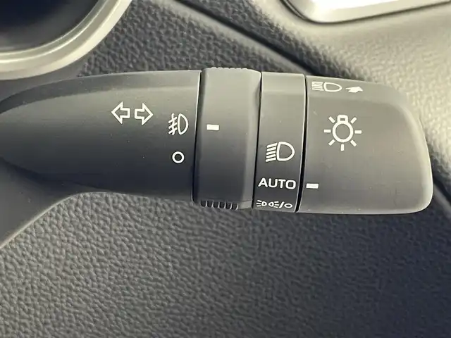 トヨタ カローラ クロス ハイブリッド Z 群馬県 2025(令7)年 0.1千km クリアベージュメタリック 純正１０．５インチオーディオディスプレイ　パノラマルーフ　パワーバックドア　Ｂカメラ　トヨタセーフティセンス　Ｆワイパーデアイサー　シートヒーター　シートクーラー　ＥＴＣ２．０　純正アルミホイール