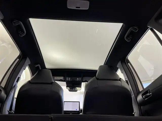 トヨタ カローラ クロス ハイブリッド Z 群馬県 2025(令7)年 0.1千km クリアベージュメタリック 純正１０．５インチオーディオディスプレイ　パノラマルーフ　パワーバックドア　Ｂカメラ　トヨタセーフティセンス　Ｆワイパーデアイサー　シートヒーター　シートクーラー　ＥＴＣ２．０　純正アルミホイール