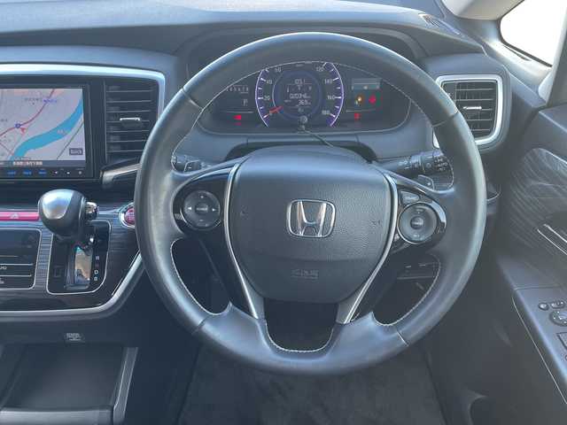 ホンダ オデッセイ アブソルート 20thアニバーサリー 新潟県 2014(平26)年 2.1万km プレミアムヴィーナスブラックP 純正メモリナビ：VXM-155VFEi/バックカメラ/クルーズコントロール/両側パワースライドドア/パドルシフト/ステアリングスイッチ/ETC/ハーフレザーシート/運転席パワーシート/LEDヘッドライト