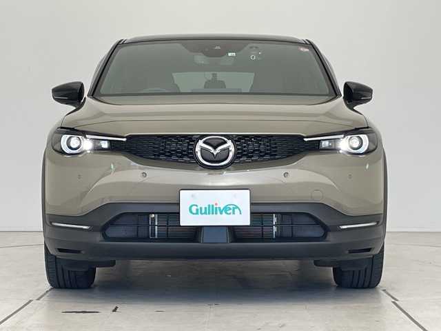 マツダ ＭＸ－３０ 愛知県 2022(令4)年 1.1万km 茶 セーフティパッケージ/純正10.25型ナビ/全方位カメラ/レーダークルーズコントロール/シートヒーター/バックカメラ/コーナーセンサー/純正アルミホイール/ブラインドスポットモニター/LEDヘッドライト/パドルシフト/ステアリングヒーター/オートライト/ドライブレコーダー/ETC/衝突軽減システム/フルセグ/Bluetooth/ステアリングスイッチ/スマートキー/プッシュスタート