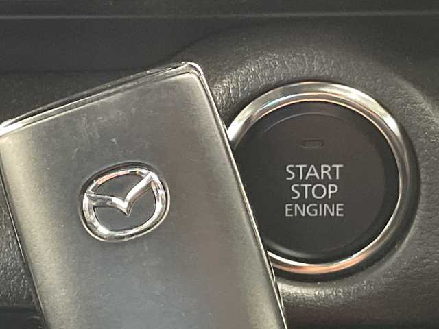 マツダ ＭＸ－３０ 愛知県 2022(令4)年 1.1万km 茶 セーフティパッケージ/純正10.25型ナビ/全方位カメラ/レーダークルーズコントロール/シートヒーター/バックカメラ/コーナーセンサー/純正アルミホイール/ブラインドスポットモニター/LEDヘッドライト/パドルシフト/ステアリングヒーター/オートライト/ドライブレコーダー/ETC/衝突軽減システム/フルセグ/Bluetooth/ステアリングスイッチ/スマートキー/プッシュスタート