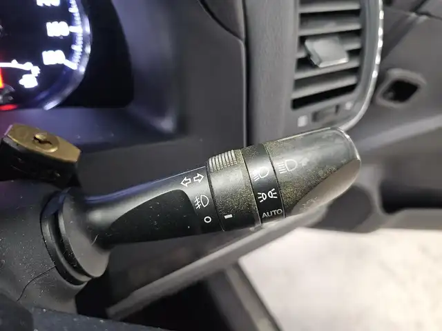 トヨタ クラウン ハイブリッド アスリートS 宮崎県 2013(平25)年 6.6万km 黒 〇純正8インチナビ/〇フルセグTV/〇ビルトインETC/〇バックカメラ/〇アドバンスパッケージ/・レーダークルーズコントロール/・プリクラッシュセーフティ/・インテリジェントクリアランスソナー/バックソナー/〇アイドリングストップ/〇HIDヘッドランプ/〇オートライト/〇LEDフロントフォグランプ/〇OP純正18インチアルミ/〇革巻きステアリング/〇シートヒーター/〇パワーシート/〇左右独立温度調整オートエアコン/〇スマートエントリー/〇禁煙車