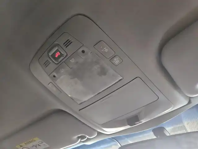 トヨタ クラウン ハイブリッド アスリートS 宮崎県 2013(平25)年 6.6万km 黒 〇純正8インチナビ/〇フルセグTV/〇ビルトインETC/〇バックカメラ/〇アドバンスパッケージ/・レーダークルーズコントロール/・プリクラッシュセーフティ/・インテリジェントクリアランスソナー/バックソナー/〇アイドリングストップ/〇HIDヘッドランプ/〇オートライト/〇LEDフロントフォグランプ/〇OP純正18インチアルミ/〇革巻きステアリング/〇シートヒーター/〇パワーシート/〇左右独立温度調整オートエアコン/〇スマートエントリー/〇禁煙車