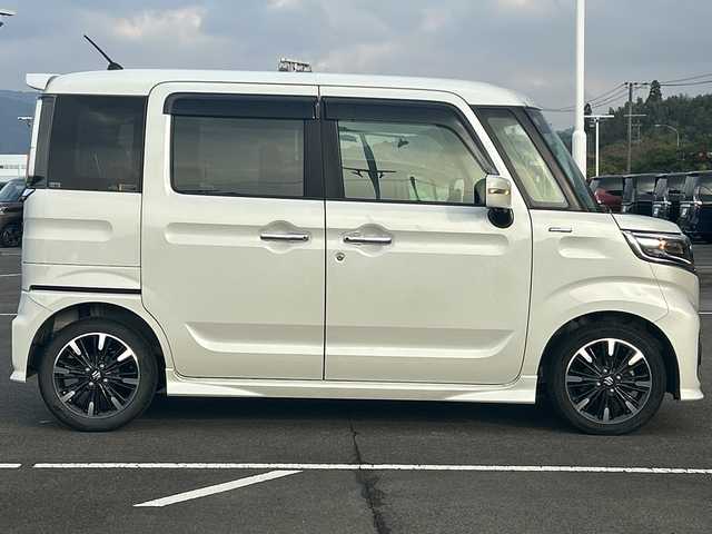 スズキ スペーシア カスタム HYBRID XS 佐賀県 2018(平30)年 9.8万km ピュアホワイトP 純正8インチナビ/全方位カメラ/両側パワースライドドア/D席シートヒーター/ハーフレザーシート/ヘッドアップディスプレイ/後方コーナーセンサー/ビルトインETC/前方ドライブレコーダー/LEDヘッドライト/オートライト/純正15インチアルミホイール/純正フロアマット/スペアキー/取扱説明書