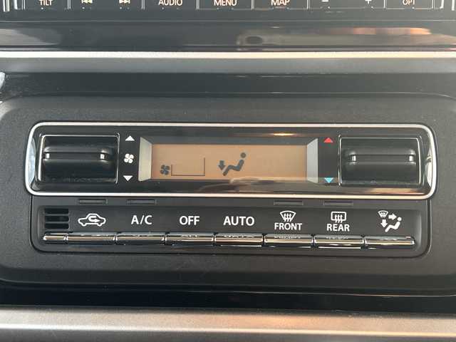 スズキ スペーシア カスタム HYBRID XS 佐賀県 2018(平30)年 9.8万km ピュアホワイトP 純正8インチナビ/全方位カメラ/両側パワースライドドア/D席シートヒーター/ハーフレザーシート/ヘッドアップディスプレイ/後方コーナーセンサー/ビルトインETC/前方ドライブレコーダー/LEDヘッドライト/オートライト/純正15インチアルミホイール/純正フロアマット/スペアキー/取扱説明書