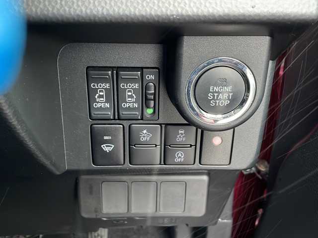 トヨタ タンク カスタムG S 山形県 2018(平30)年 2.8万km マゼンタベリーマイカM 禁煙車/4WD/トヨタセーフティーセンス/寒冷地仕様/後方コーナーセンサー/横滑り防止装置/両側パワースライドドア/純正ナビ/（Bluetooth/CD/DVD/フルセグ)/バックカメラ/LEDオートライト/フォグランプ/純正ドライブレコーダー/レーダー探知機/ステアリングスイッチ/ビルトインETC/純正AW/純正フロアマット/電動格納ウィンカーミラー/スマートキー/ドアバイザー