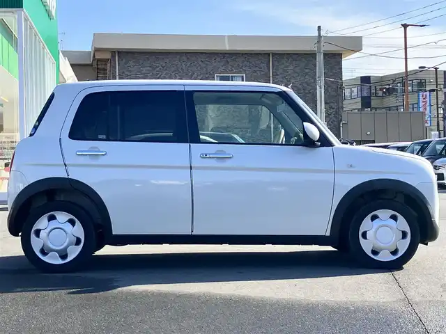 スズキ ラパン モード 静岡県 2021(令3)年 2.8万km ピュアホワイトP 純正ナビ（CD/DVD/BT/フルセグ）/全方位カメラ/エンジンスタートボタン/パワーステアリング/パワーウィンドウ/取扱説明書/アイドリングストップ/スマートキー/スペアキー1本/オートエアコン/USB入力端子/ベンチシート/純正フロアマット/布シート/前席シートヒーター/ABS/横滑り防止装置/コーナーセンサー/レーンキープアシスト/盗難防止装置/オートライト/オートマチックハイビーム/キセノン/Wエアバッグ/衝突軽減システム