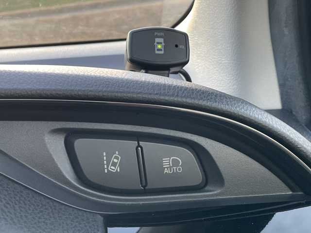 トヨタ ヴィッツ F セーフティエディション 新潟県 2018(平30)年 1.9万km ブラックマイカ 4WD/CD/USB/AUX/衝突被害軽減ブレーキ/レーンキープアシスト/コーナーセンサー/スマートキー/プッシュスタート/オートハイビーム/社外14インチアルミホイール