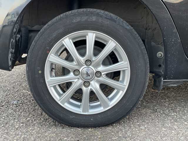 トヨタ ヴィッツ F セーフティエディション 新潟県 2018(平30)年 1.9万km ブラックマイカ 4WD/CD/USB/AUX/衝突被害軽減ブレーキ/レーンキープアシスト/コーナーセンサー/スマートキー/プッシュスタート/オートハイビーム/社外14インチアルミホイール