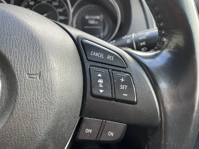 マツダ アテンザ ワゴン 20S 宮城県 2013(平25)年 14.1万km メテオグレーマイカ 純正ＳＤナビ/（ＦＭ／ＡＭ／ＣＤ／ＤＶＤ／Ｂｌｕｅｔｏｏｔｈ）　/ワンセグテレビ　/レーダークルーズコントロール　/リアビークルモニタリングシステム　/横滑り防止装置　/アイドリングストップ/アダプティブフロントライティングシステム/前席シートヒーター/ETC/スマートキー/プッシュスタート/バックカメラ/オートライト/純正エンジンスターター/ドライブレコーダー/レザー調シートカバー/スタッドレスタイヤ社外AW/（215/65R16）