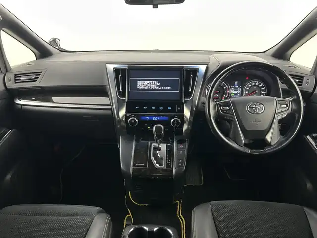 トヨタ ヴェルファイア Z Aエディション ゴールデンアイズ 福岡県 2017(平29)年 2.8万km ブラック 後席モニター　/純正ナビ（ＢＴ，フルセグＴＶ）　/バックカメラ　/ビルトインＥＴＣ　/ＡＣＣ　/コーナーセンサー　/衝突軽減ブレーキ/ＰＫＳＢ　/両側電動スライドドア　/パワーバックドア　/ハーフレザーシート　/ＬＥＤ