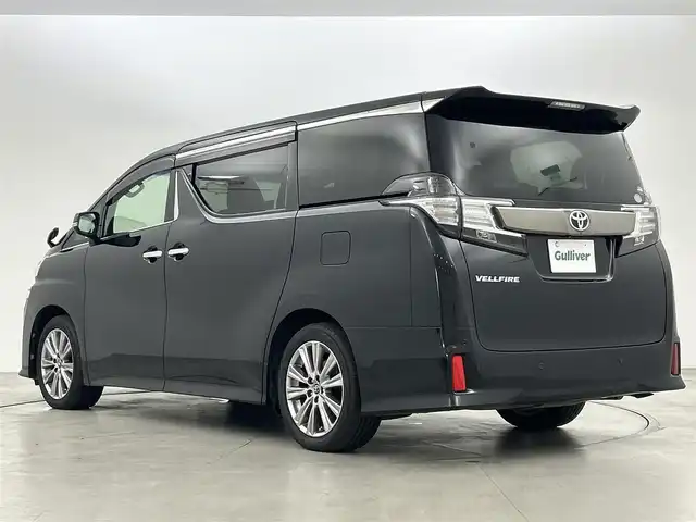 トヨタ ヴェルファイア Z Aエディション ゴールデンアイズ 福岡県 2017(平29)年 2.8万km ブラック 後席モニター　/純正ナビ（ＢＴ，フルセグＴＶ）　/バックカメラ　/ビルトインＥＴＣ　/ＡＣＣ　/コーナーセンサー　/衝突軽減ブレーキ/ＰＫＳＢ　/両側電動スライドドア　/パワーバックドア　/ハーフレザーシート　/ＬＥＤ