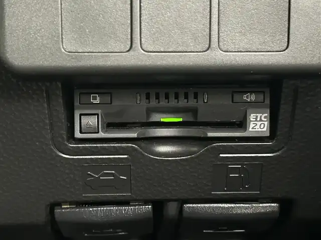トヨタ タンク カスタムG S 千葉県 2017(平29)年 0.7万km プラムブラウンパールクリスタルシャイン 禁煙車/スマートアシストIII/・衝突回避支援ブレーキ機能/・車線逸脱警報機能/・コーナーセンサー/クルーズコントロール/両側パワースライドドア/純正9インチナビ/CD/DVD/Bluetooth/フルセグ/バックカメラ/ETC2.0/LEDヘッドライト/LEDフォグ/プッシュスタート/スマートキー