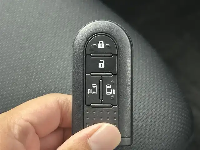 トヨタ タンク カスタムG S 千葉県 2017(平29)年 0.7万km プラムブラウンパールクリスタルシャイン 禁煙車/スマートアシストIII/・衝突回避支援ブレーキ機能/・車線逸脱警報機能/・コーナーセンサー/クルーズコントロール/両側パワースライドドア/純正9インチナビ/CD/DVD/Bluetooth/フルセグ/バックカメラ/ETC2.0/LEDヘッドライト/LEDフォグ/プッシュスタート/スマートキー