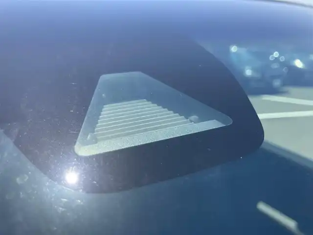 ホンダ オデッセイ アブソルート 鳥取県 2015(平27)年 5.1万km クリスタルブラックパール 純正8インチナビ/フルセグ/CD/DVD/BT/HDMI/バックカメラ・ビルトインETC/純正11インチフリップダウンモニター/ホンダセンシング/レーダークルーズコントロール/レーンキープアシスト/両側パワースライドドア/ハーフレザーシート/LEDヘットライト/純正17インチアルミホイール/プッシュエンジンスタート/アイドリングストップ/純正フロアマット/ドアバイザー/保証書・取扱説明書