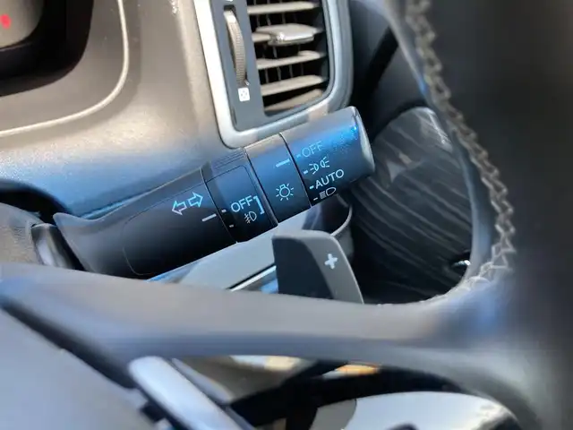 ホンダ オデッセイ アブソルート 鳥取県 2015(平27)年 5.1万km クリスタルブラックパール 純正8インチナビ/フルセグ/CD/DVD/BT/HDMI/バックカメラ・ビルトインETC/純正11インチフリップダウンモニター/ホンダセンシング/レーダークルーズコントロール/レーンキープアシスト/両側パワースライドドア/ハーフレザーシート/LEDヘットライト/純正17インチアルミホイール/プッシュエンジンスタート/アイドリングストップ/純正フロアマット/ドアバイザー/保証書・取扱説明書