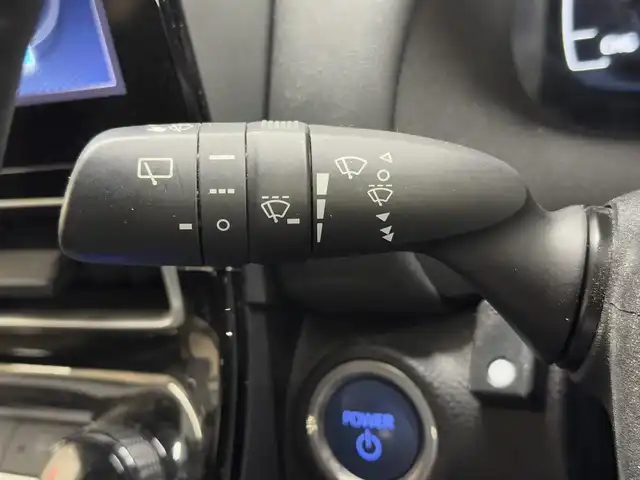 トヨタ アクア Z 三重県 2021(令3)年 6.8万km ブラックマイカ ハイブリッド/FF/インパネCVT/純正 10.5インチ ディスプレイオーディオ/（AM/FM/USB/Bluetooth/Miracast/CarPlay/AndroidAuto）/バックガイドモニター/モデリスタエアロ（F/S/R下）/ドライブレコーダー 前後/ビルトイン ETC/Toyota Safety Sense/・プリクラッシュセーフティ［PCS］/・レーントレーシングアシスト［LTA］/・レーダークルコン/・オートハイビーム［AHB］/・ロードサインアシスト［RSA］/・クリアランスソナー［パーキングサポートブレーキ（静止物）］/・先行車発進告知機能［TMN］/装備/・オートエアコン/・オートライト/・LED ヘッドランプ＆フロントフォグランプ/・AC100V アクセサリーコンセント（1500W）/・ステアリングスイッチ/・純正15inAW/・プッシュスタート/・電動格納ドアミラー