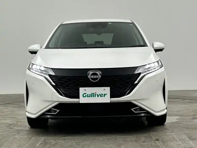 日産 オーラ G 三重県 2022(令4)年 1.7万km ピュアホワイトパール /純正ナビ//アラウンドビューモニター//フルセグ//ビルトインETC//デジタルインナーミラー//ハーフレザーシート//衝突軽減システム//レーンキープアシスト//ブラインドスポットモニター//コーナーセンサー//スマートキー