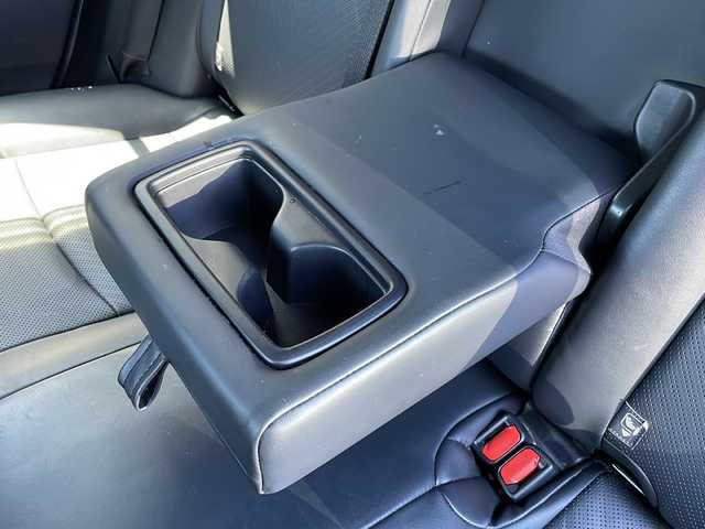 トヨタ ハリアー Z レザーパッケージ 長野県 2020(令2)年 4.8万km プレシャスブラックパール ガラスルーフ/トヨタ純正12.3インチメモリナビ/FM・AM・フルセグTV/Bluetooth Audio　/バックカメラ/レーダークルーズコントロール/オートマチックハイビーム/純正ドライブレコーダー/前後コーナーセンサー/ステアリングヒーター/衝突軽減ブレーキ/ステアリングスイッチ/電動パーキング/オートホールド/USB入力端子/電動リアゲート/パワーシート/シートヒーター/エアーシート/LEDヘッドライト/オートライト/プッシュスタート/スマートキー