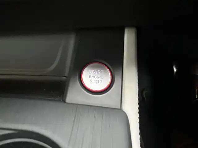 アウディ ＲＳ５ スポーツバック 茨城県 2019(令1)年 7.8万km グレイシアホワイトメタリック 純正ナビ/（AM.FM.CD.DVD.BT）/フルセグTV/360°カメラ/ETC2.0/前後ドラレコ/BANG＆OLUFSEN/Audiプレセンス/Audiサイドアシスト/Audiアクティブレーンアシスト/ACC/Pシフト/ステアリングスイッチ/Aホールド/アンビエントライト/D/N席パワーシート/D/N席シートヒーター