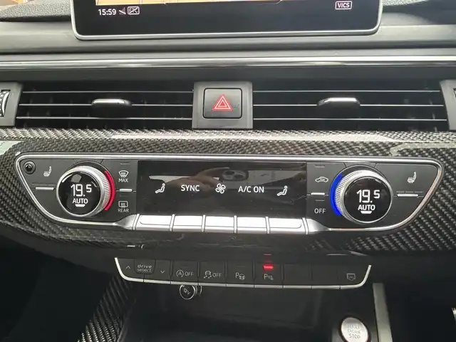 アウディ ＲＳ５ スポーツバック 茨城県 2019(令1)年 7.8万km グレイシアホワイトメタリック 純正ナビ/（AM.FM.CD.DVD.BT）/フルセグTV/360°カメラ/ETC2.0/前後ドラレコ/BANG＆OLUFSEN/Audiプレセンス/Audiサイドアシスト/Audiアクティブレーンアシスト/ACC/Pシフト/ステアリングスイッチ/Aホールド/アンビエントライト/D/N席パワーシート/D/N席シートヒーター