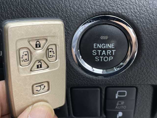 トヨタ ヴェルファイア 2．4Z ゴールデンアイズⅡ 群馬県 2014(平26)年 8.9万km ブラック アルパイン10型ナビ バックカメラ 両側電動スライドドア 電動リアゲート クルーズコントロール ハーフレザーシート ウッドコンビステアリング HIDヘッドライト フォグ スマートキー オートライト