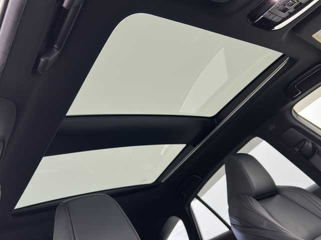 トヨタ ハリアー Z レザーパッケージ 宮城県 2021(令3)年 5.5万km ホワイトパールクリスタルシャイン 調光パノラマルーフ/モデリスタエアロ（フロント.サイド.リア）/JBLプレミアムサウンド/トヨタセーフティーセンス/・レーダークルーズコントロール/・ブラインドスポットモニター/・プリクラッシュセーフティーシステム/・レーントレーシングアシスト/・オートマチックハイビーム/・ヘッドアップディスプレイ/デジタルインナーミラー（ドラレコ付SD無）/12.3インチメーカーオプションナビ/・BT.USB.Miracast/バックモニター/フルセグTV/レザーシート/・前席パワーシート（D席シートメモリー）/・前席シートヒーター/・前席エアーシート/電動リアゲート/ステアリングヒーター/革巻きステアリング/ステアリングスイッチ/ビルトインETC2.0/プッシュスタート/スマートキー2個/電動パーキングブレーキ/純正フロアマット/LEDヘッドライト/LEDフォグランプ/社外20インチアルミホイール/純正ドアバイザー