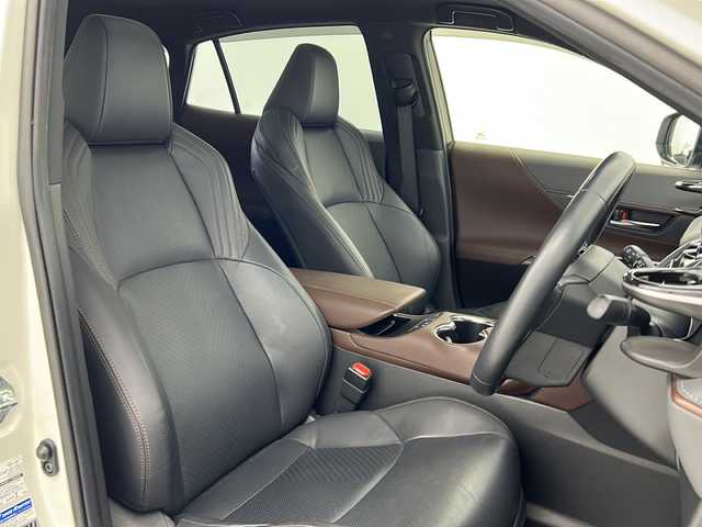 トヨタ ハリアー Z レザーパッケージ 宮城県 2021(令3)年 5.5万km ホワイトパールクリスタルシャイン 調光パノラマルーフ/モデリスタエアロ（フロント.サイド.リア）/JBLプレミアムサウンド/トヨタセーフティーセンス/・レーダークルーズコントロール/・ブラインドスポットモニター/・プリクラッシュセーフティーシステム/・レーントレーシングアシスト/・オートマチックハイビーム/・ヘッドアップディスプレイ/デジタルインナーミラー（ドラレコ付SD無）/12.3インチメーカーオプションナビ/・BT.USB.Miracast/バックモニター/フルセグTV/レザーシート/・前席パワーシート（D席シートメモリー）/・前席シートヒーター/・前席エアーシート/電動リアゲート/ステアリングヒーター/革巻きステアリング/ステアリングスイッチ/ビルトインETC2.0/プッシュスタート/スマートキー2個/電動パーキングブレーキ/純正フロアマット/LEDヘッドライト/LEDフォグランプ/社外20インチアルミホイール/純正ドアバイザー