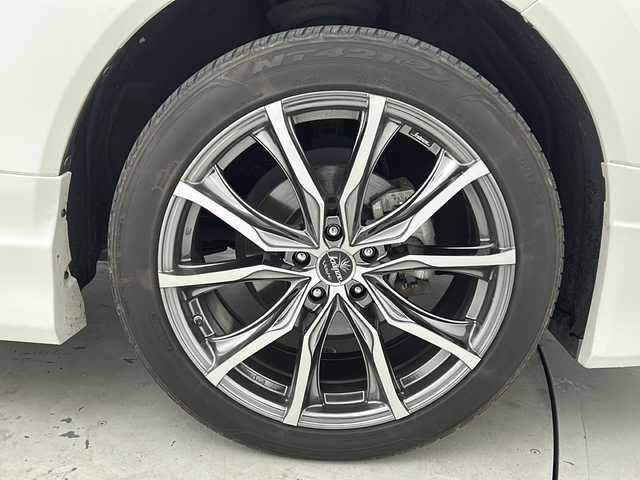 トヨタ ハリアー Z レザーパッケージ 宮城県 2021(令3)年 5.5万km ホワイトパールクリスタルシャイン 調光パノラマルーフ/モデリスタエアロ（フロント.サイド.リア）/JBLプレミアムサウンド/トヨタセーフティーセンス/・レーダークルーズコントロール/・ブラインドスポットモニター/・プリクラッシュセーフティーシステム/・レーントレーシングアシスト/・オートマチックハイビーム/・ヘッドアップディスプレイ/デジタルインナーミラー（ドラレコ付SD無）/12.3インチメーカーオプションナビ/・BT.USB.Miracast/バックモニター/フルセグTV/レザーシート/・前席パワーシート（D席シートメモリー）/・前席シートヒーター/・前席エアーシート/電動リアゲート/ステアリングヒーター/革巻きステアリング/ステアリングスイッチ/ビルトインETC2.0/プッシュスタート/スマートキー2個/電動パーキングブレーキ/純正フロアマット/LEDヘッドライト/LEDフォグランプ/社外20インチアルミホイール/純正ドアバイザー